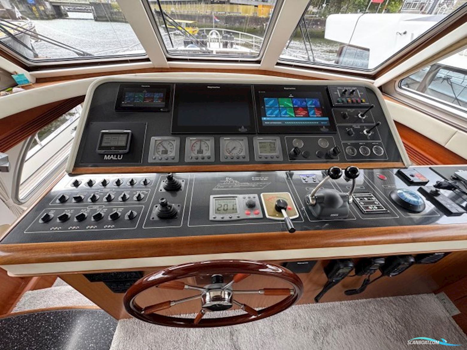 Van Der Valk Continental 19.60