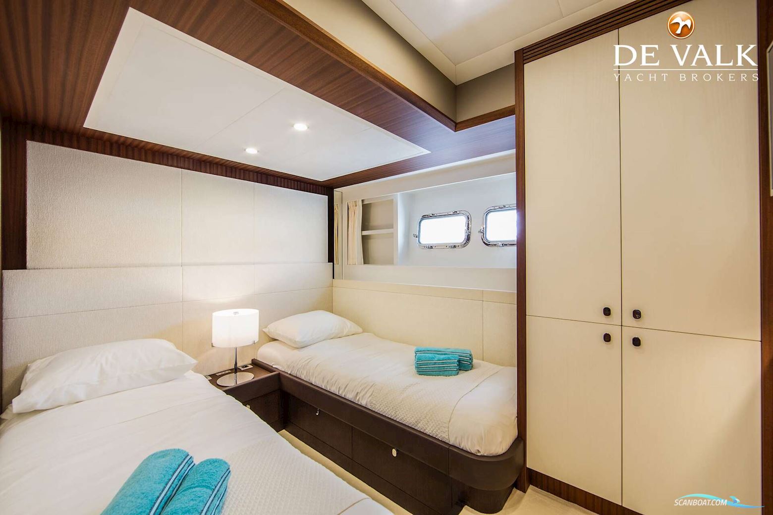 Van Der Valk Explorer 27M