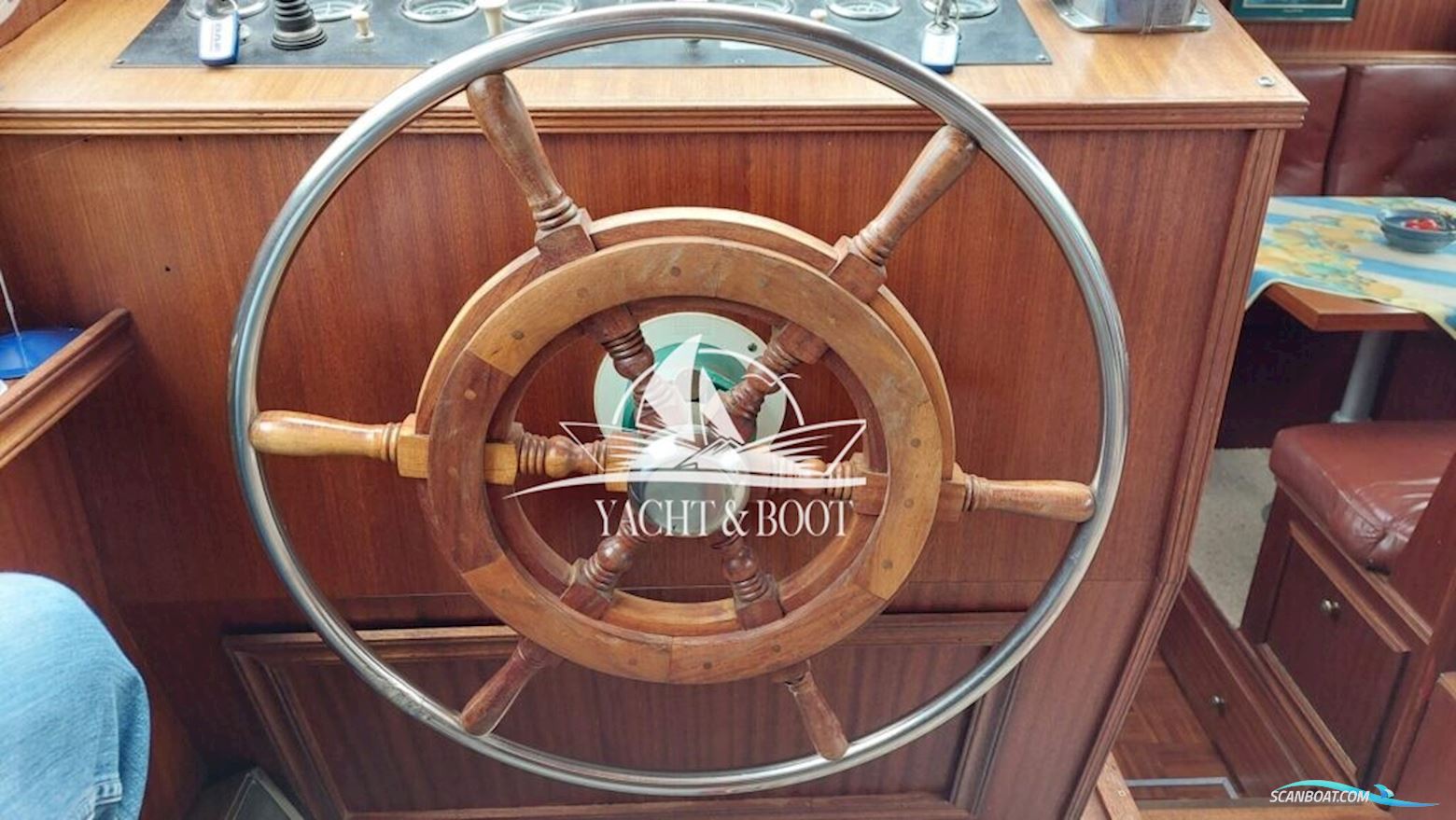 Van Der Valk Valkkruiser 1300 AK