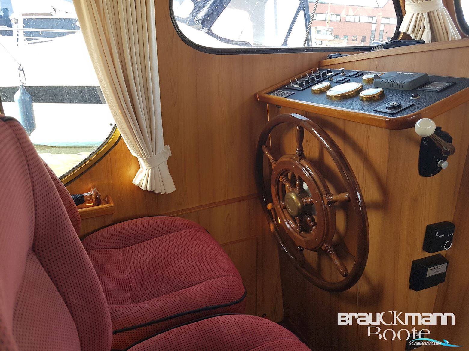 Van Lent/Holland Salon Super Kruiser,