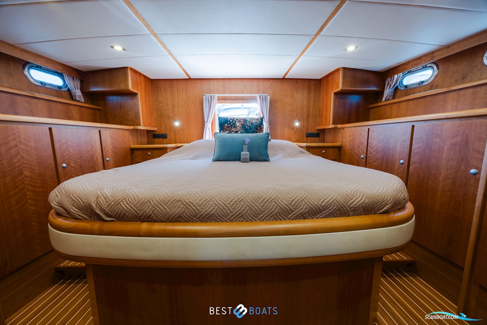 Van Vossen Parade 12.75 AK