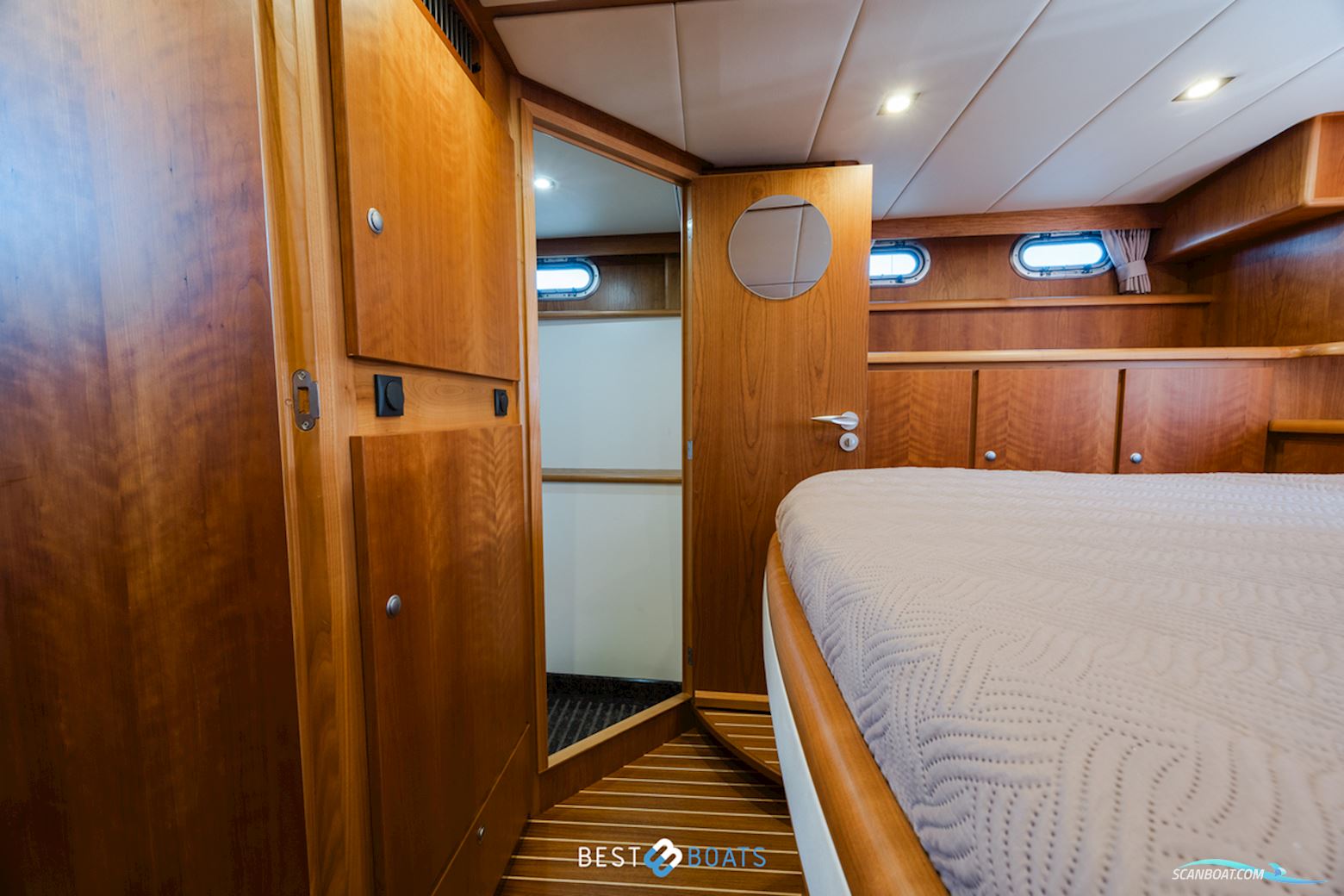 Van Vossen Parade 12.75 AK