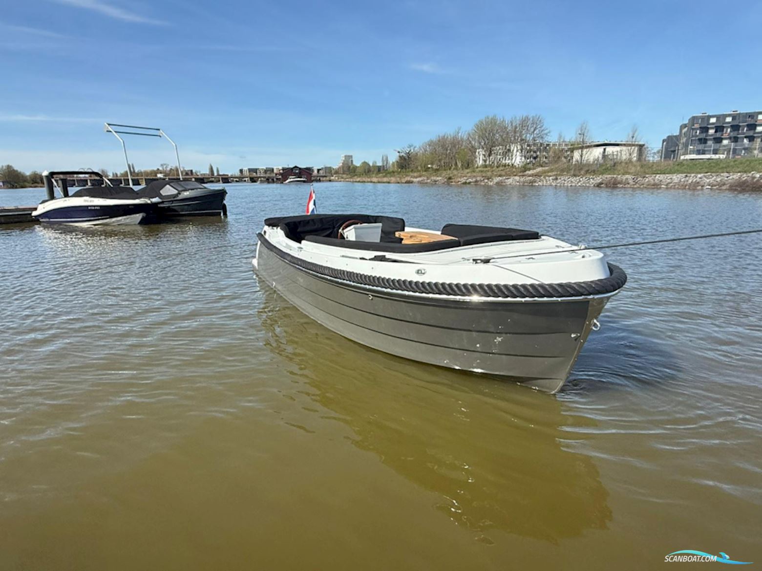 Van Zutphen 633 Tender