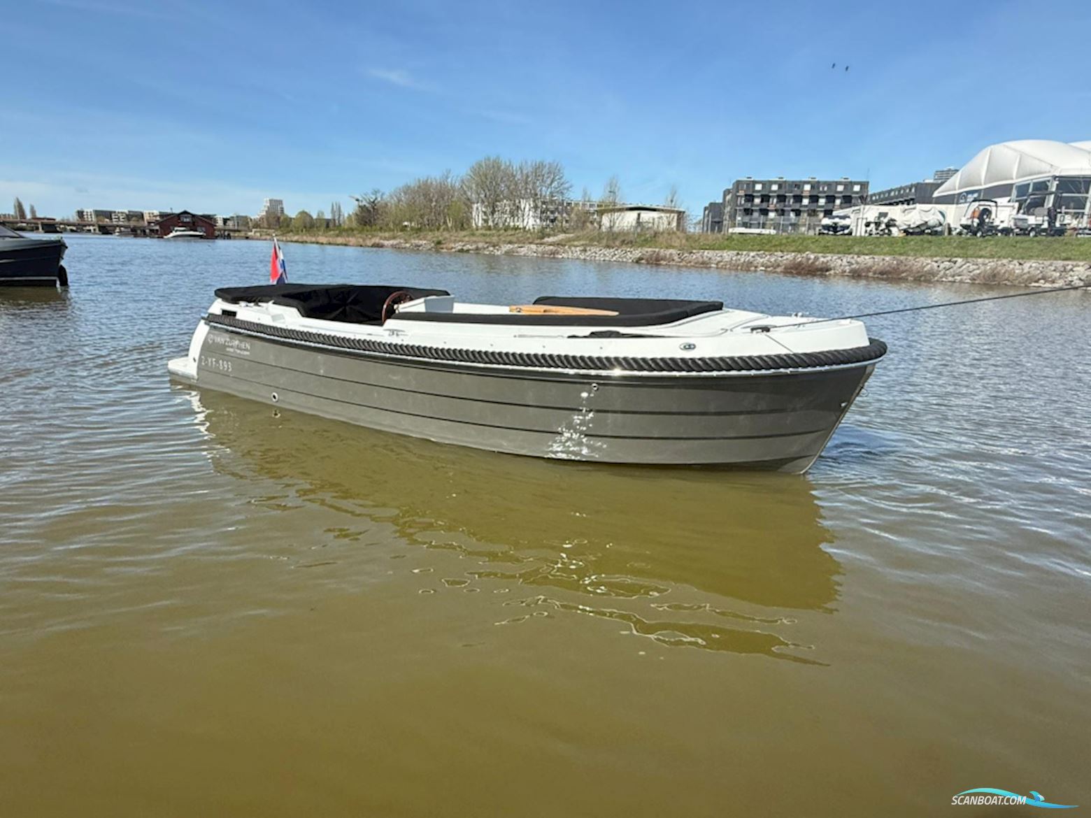 Van Zutphen 633 Tender