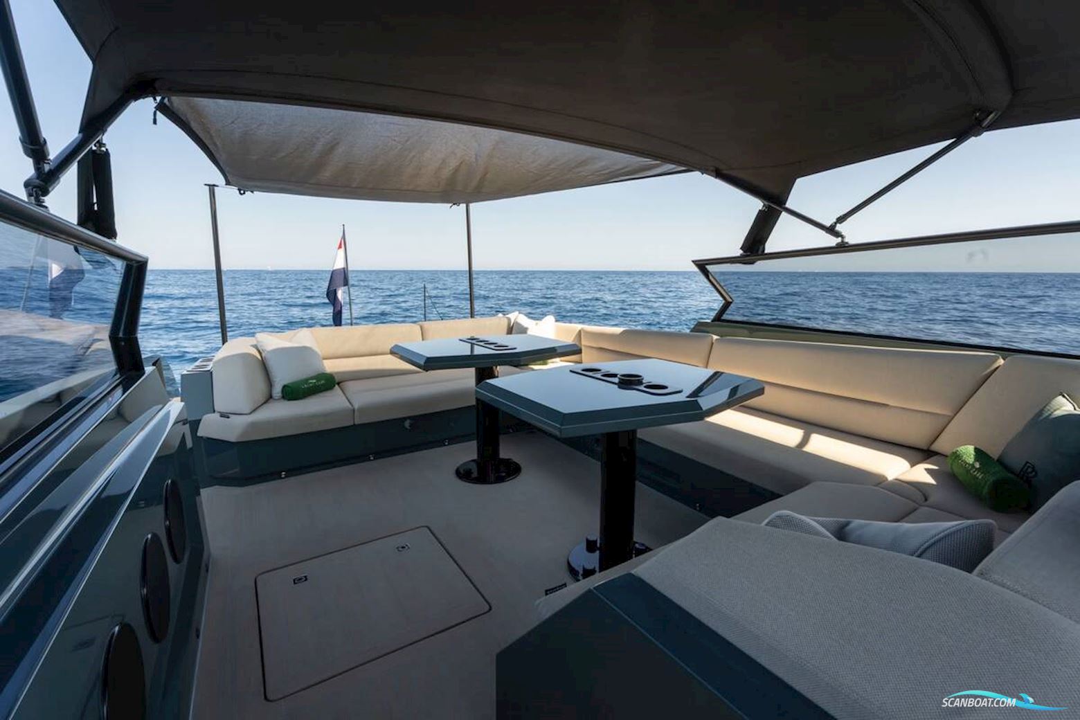 VANQUISH 54