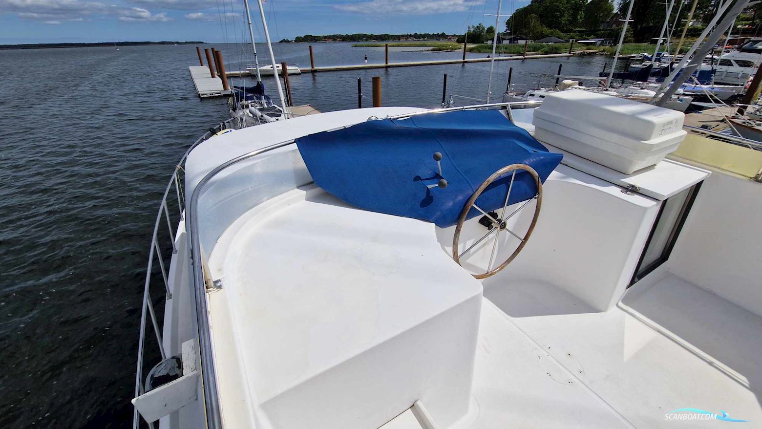 Vantare 53 Pilothouse
