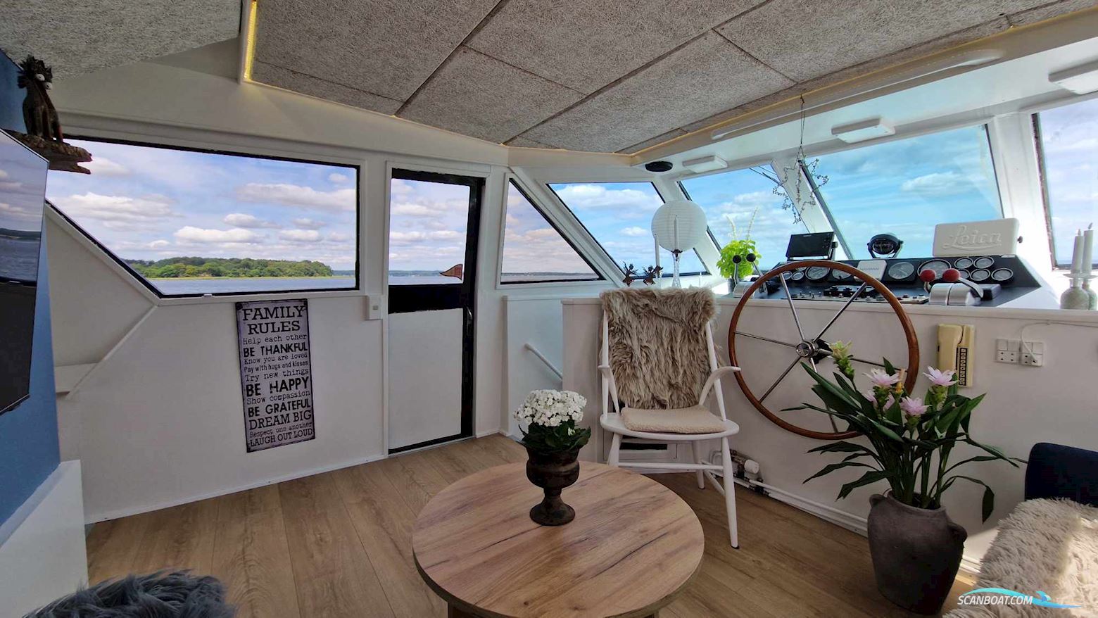 Vantare 53 Pilothouse