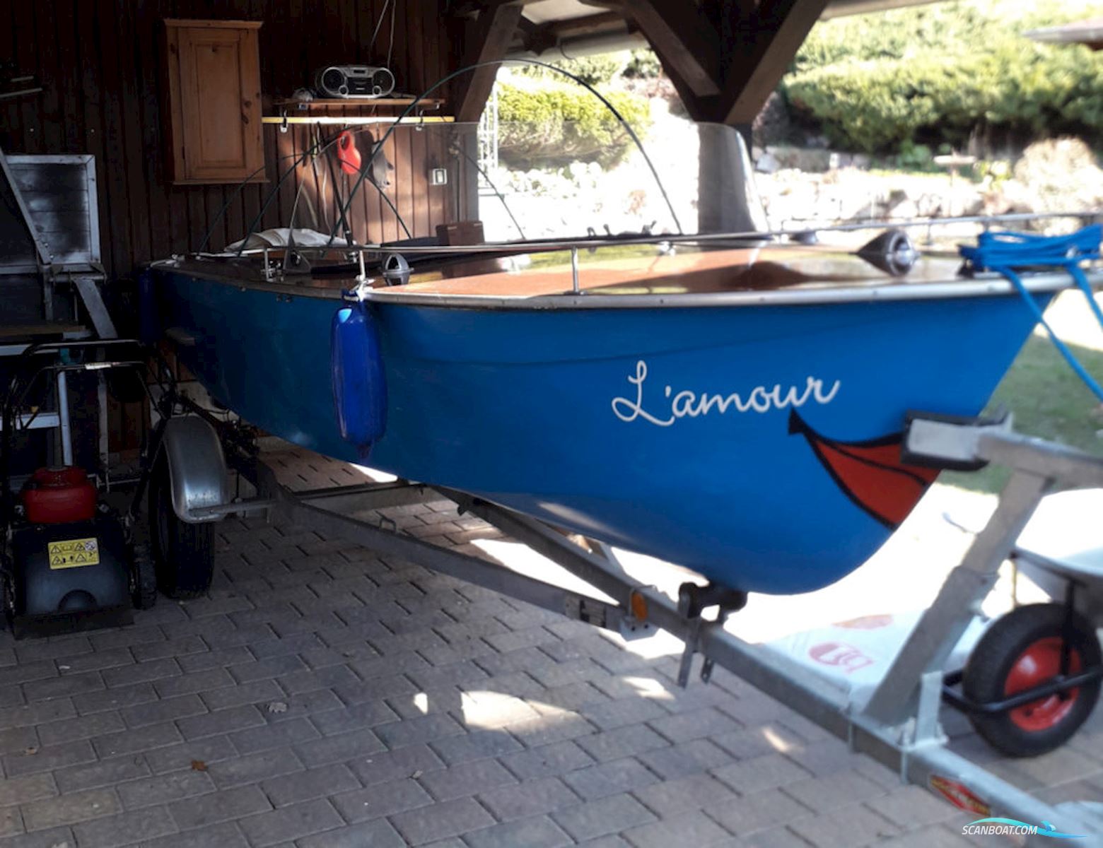 VEB Yachtwerft Berlin Plaue 601H Motorboot 1983, mit Minn Kota motor, Deutschland