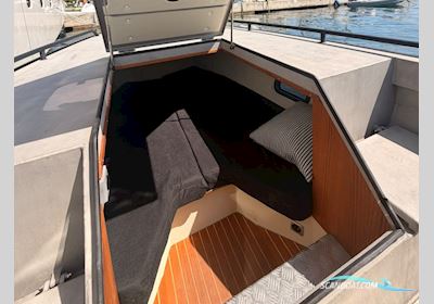 Vector 75 Motorboot 2011, mit Mercury motor, Italien