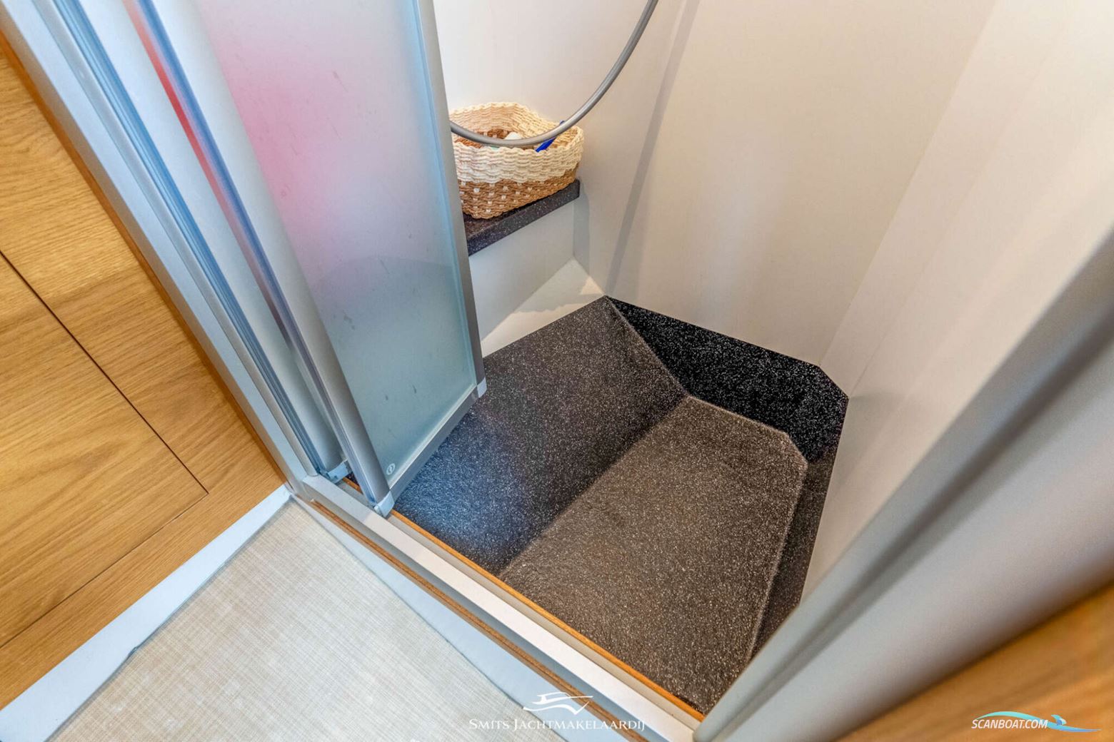 Vedette 33 Salon Comfort Line