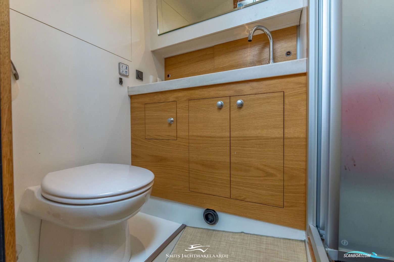 Vedette 33 Salon Comfort Line