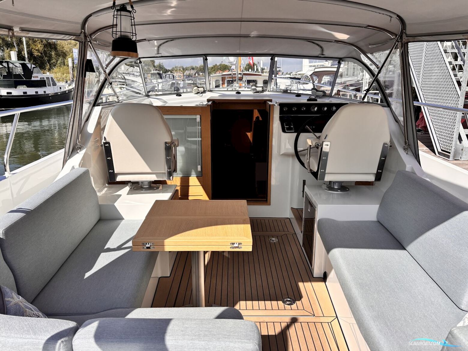 Vedette 37 Cabin Comfort Line