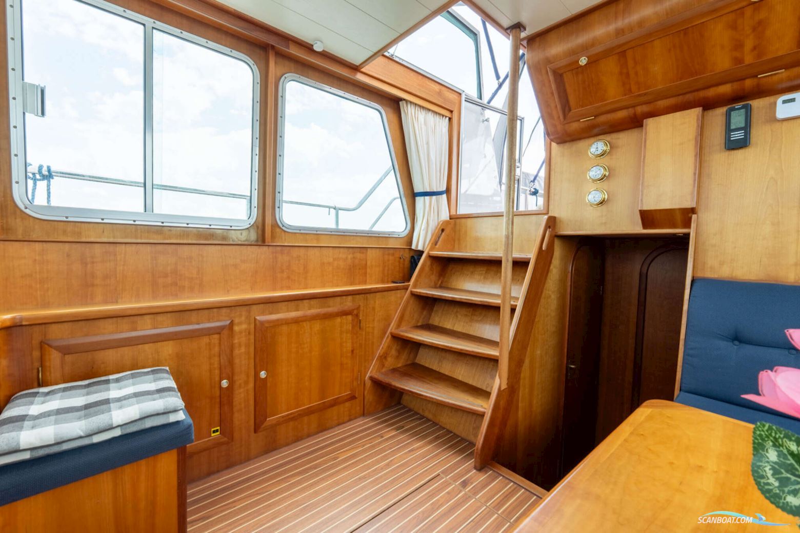 Veha Euroclassic 35