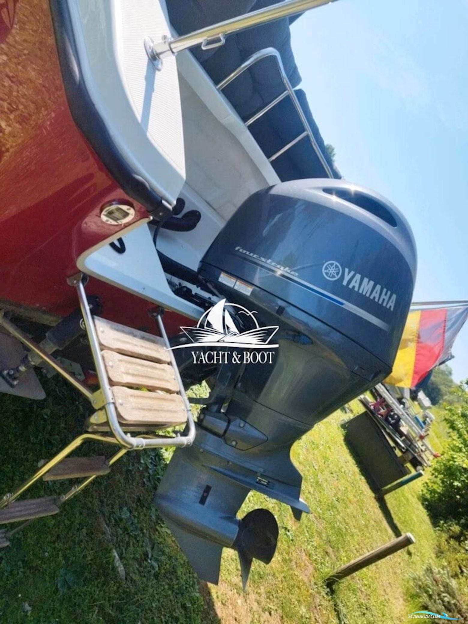 Velvette 23 Active Sedan