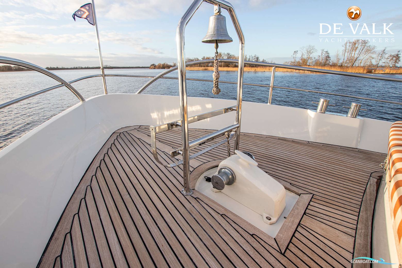 VENNEKENS Trawler 1800