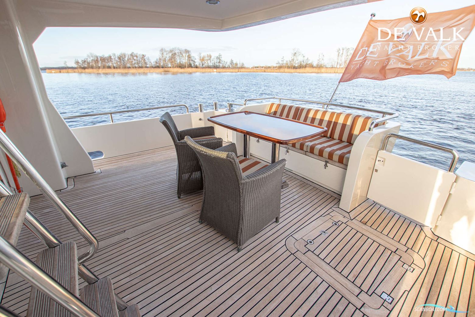 VENNEKENS Trawler 1800