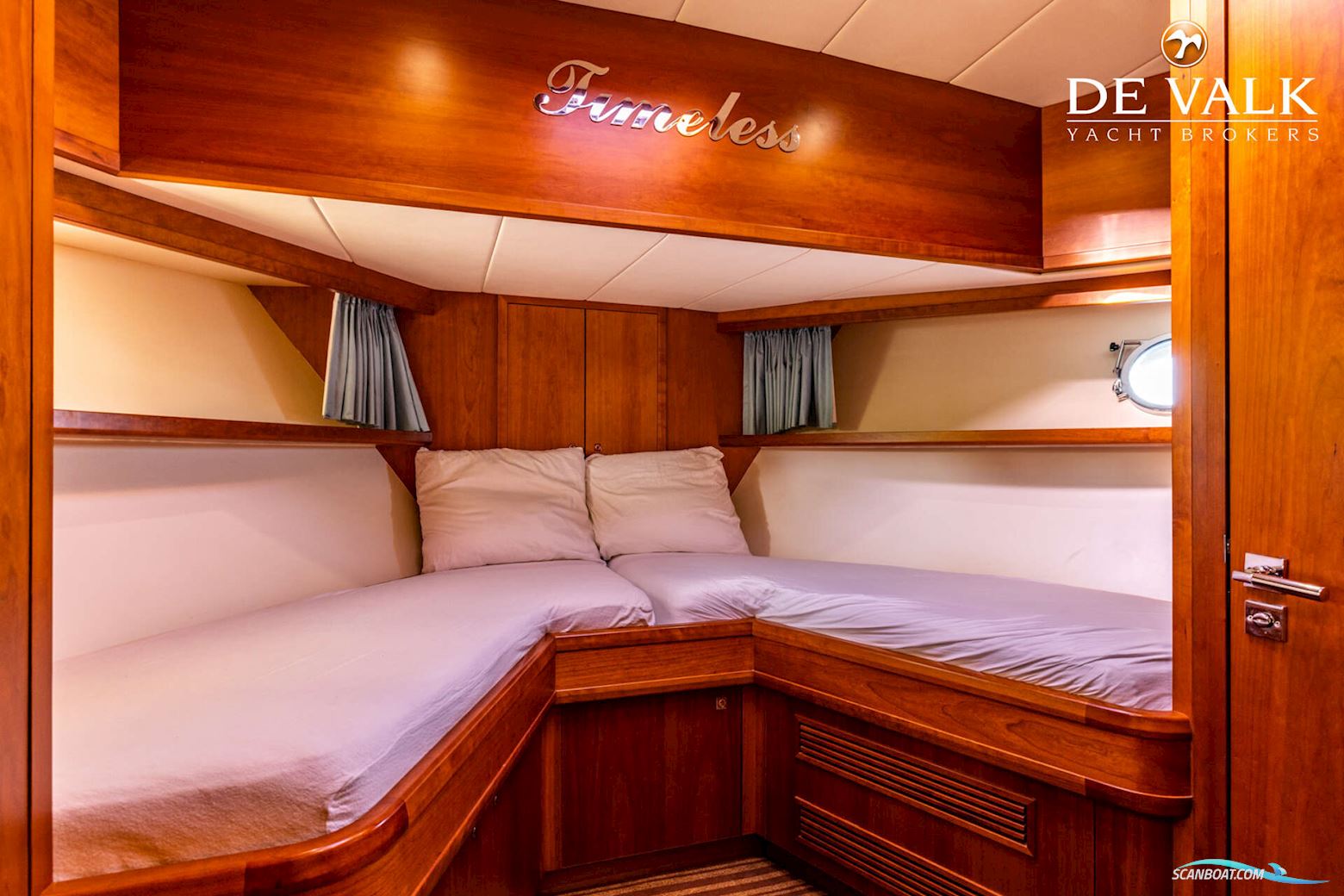 VENNEKENS Trawler 1800