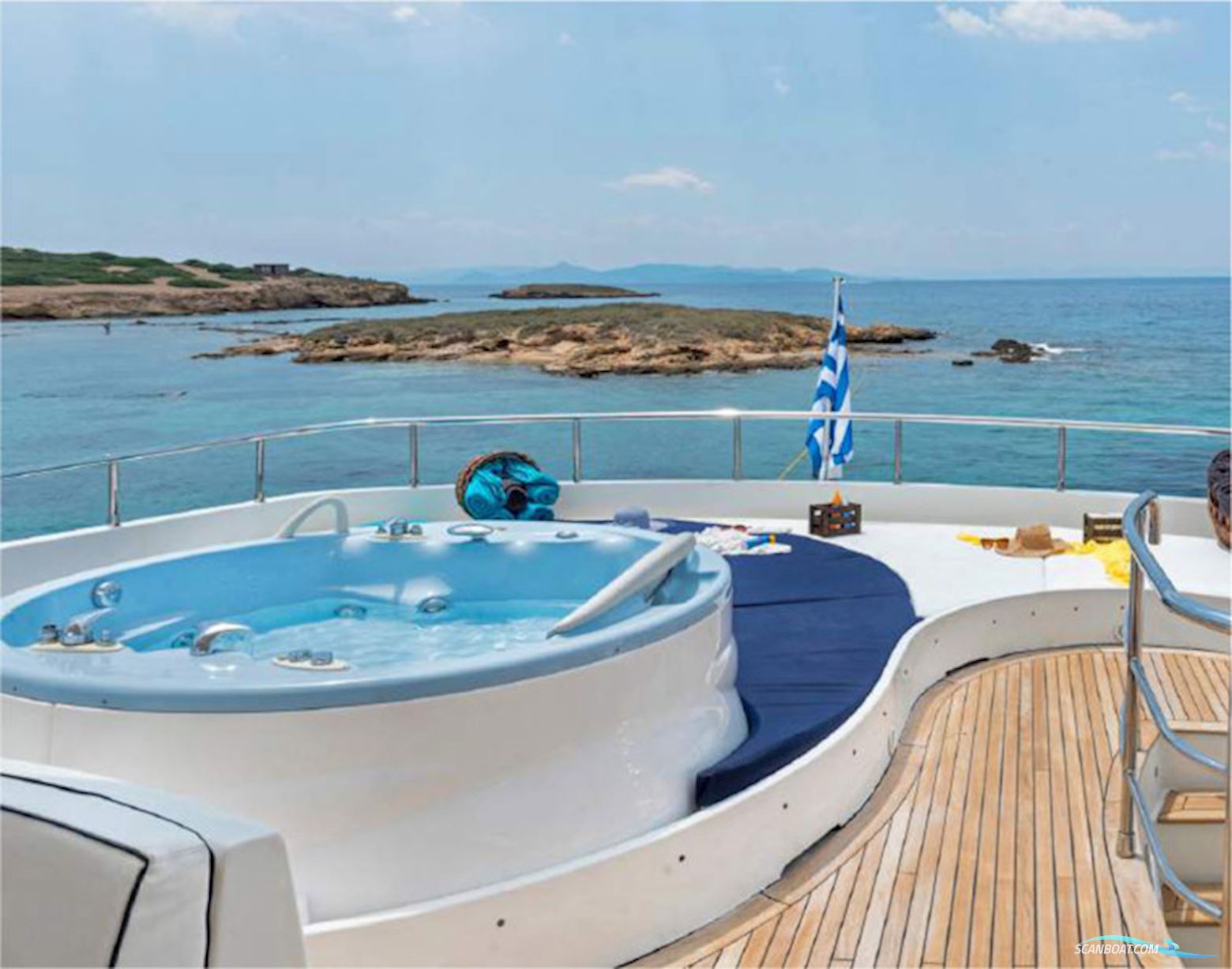 Versilcraft 32.5M/105ft "Sugar"