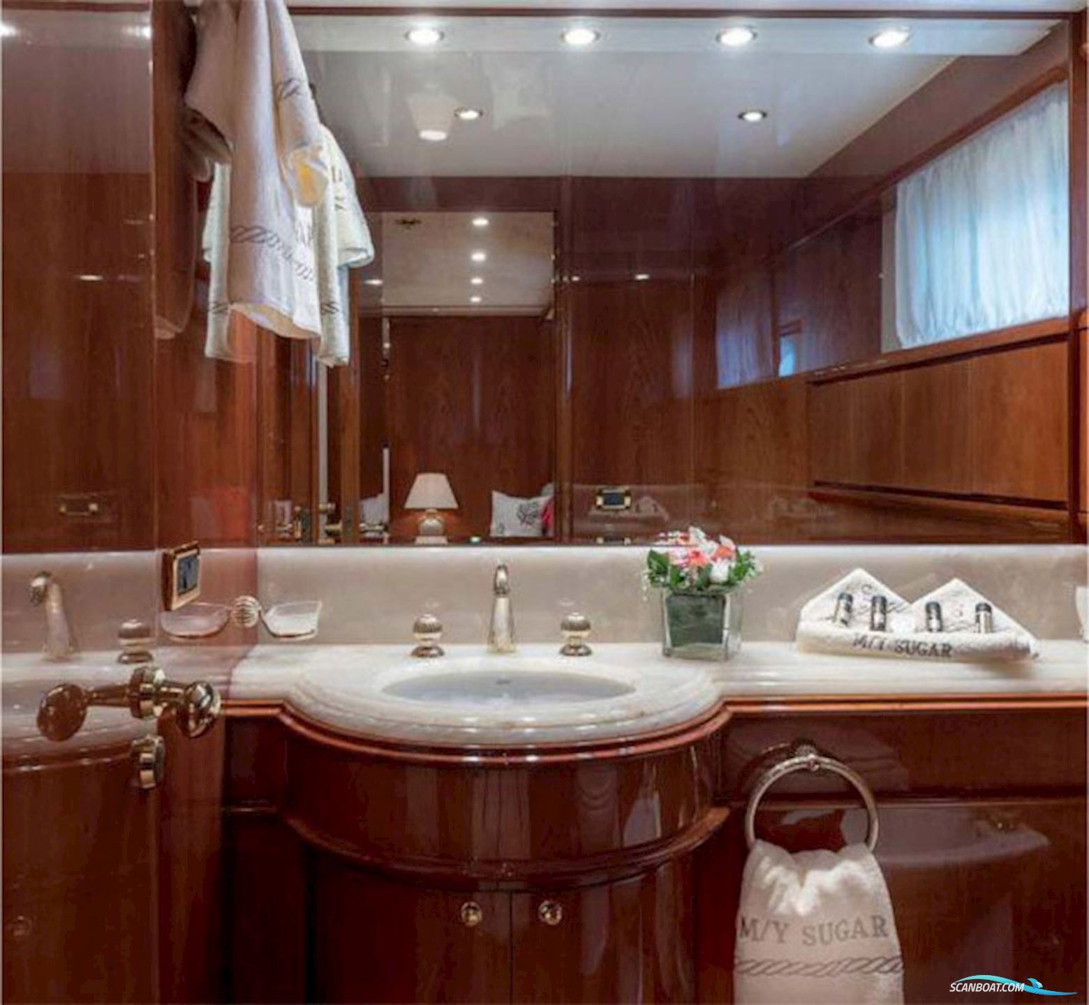 Versilcraft 32.5M/105ft "Sugar"