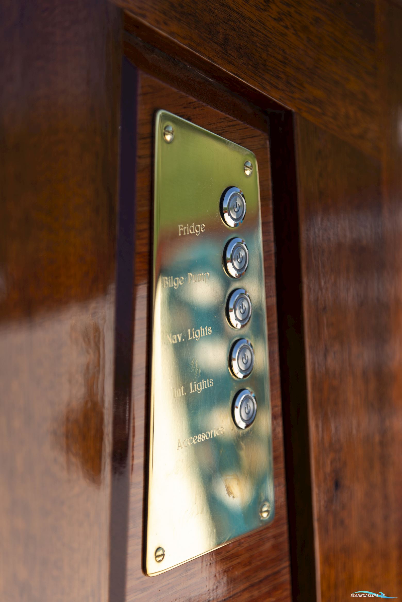 Victoria Spiegel Sloep 720 Volledig Elektrisch