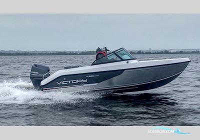 VICTORY 515 Open Motorboot 2021, mit Mercury motor, Sweden