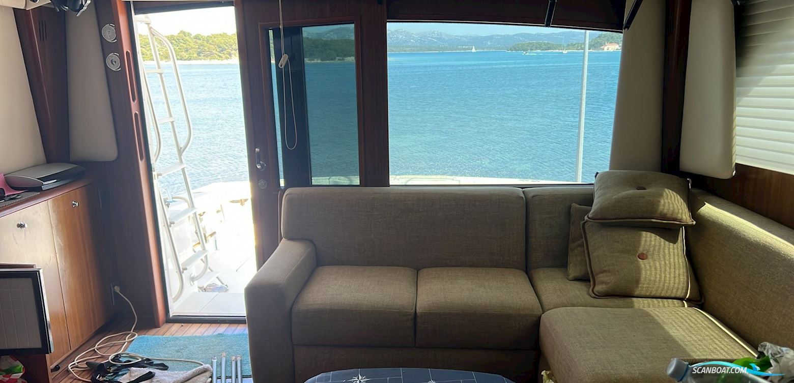 Viking 52 Convertible