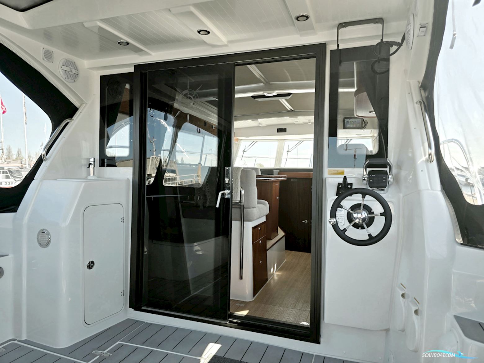 Viknes 1030 HT Panorama 2026