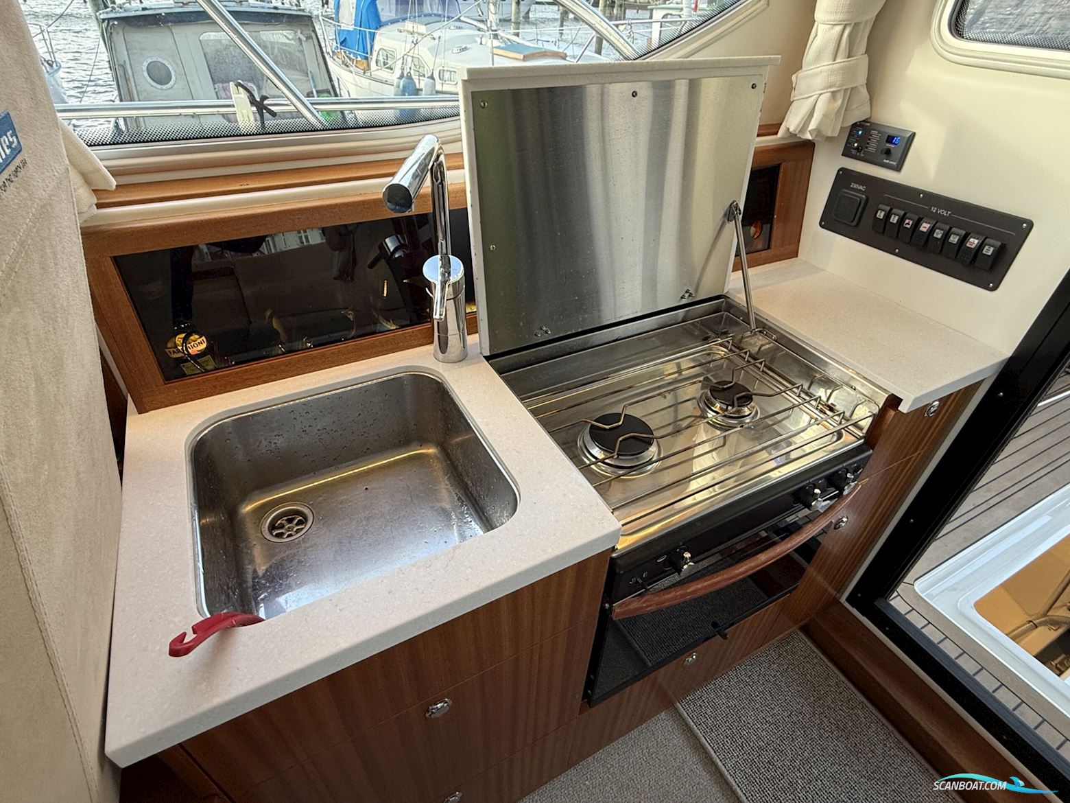 Viknes 1030 Sunbridge. NEDSAT 100.000,-