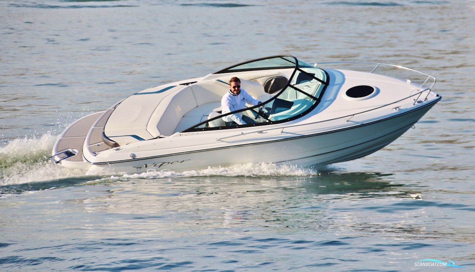 Viper V233 Motorboot 2019, mit Mercruiser 4.5L 250 EC motor, Dänemark