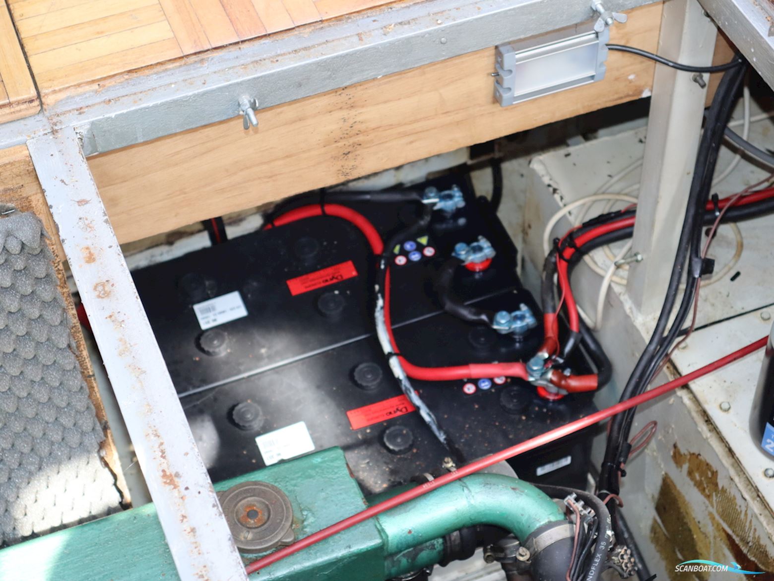 Vissers Trawler 1050