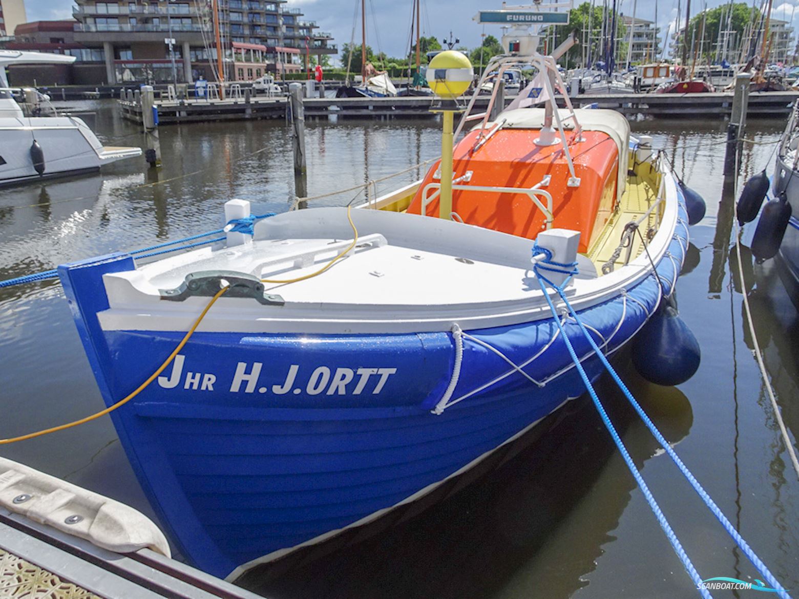 Voormalig Strand Reddingboot 10.32