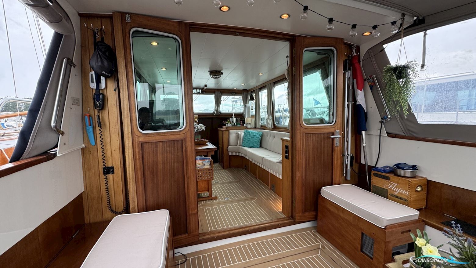 Vripack 11.75 Classic OK Spiegeldeur