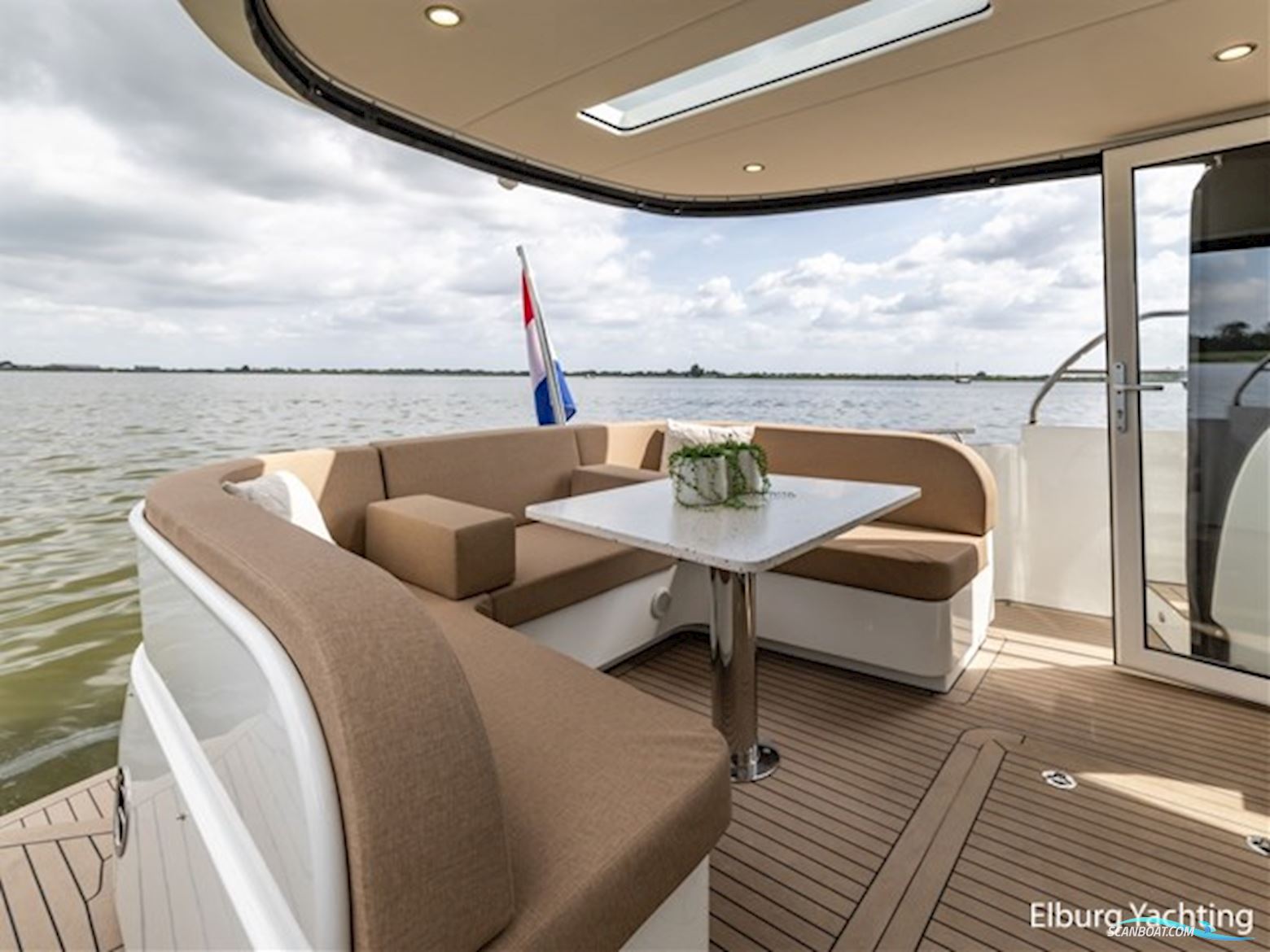 Vripack 42 Open Kuip - Stabilizer