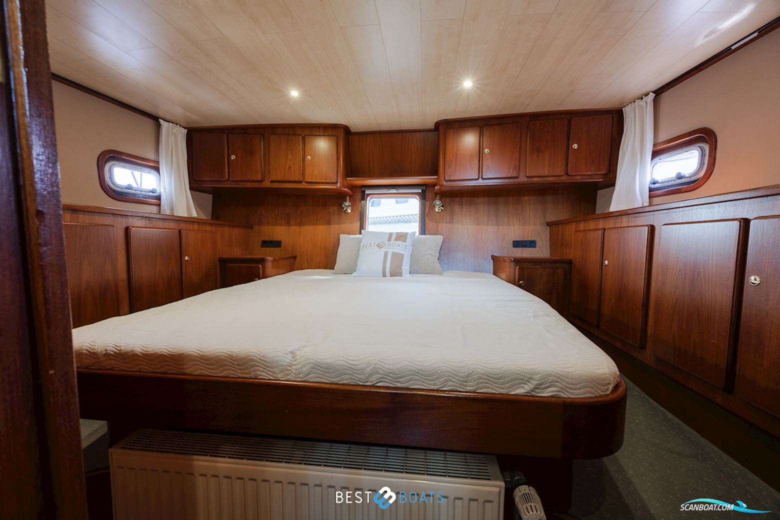 Vripack Spiegelkotter 1150 AK