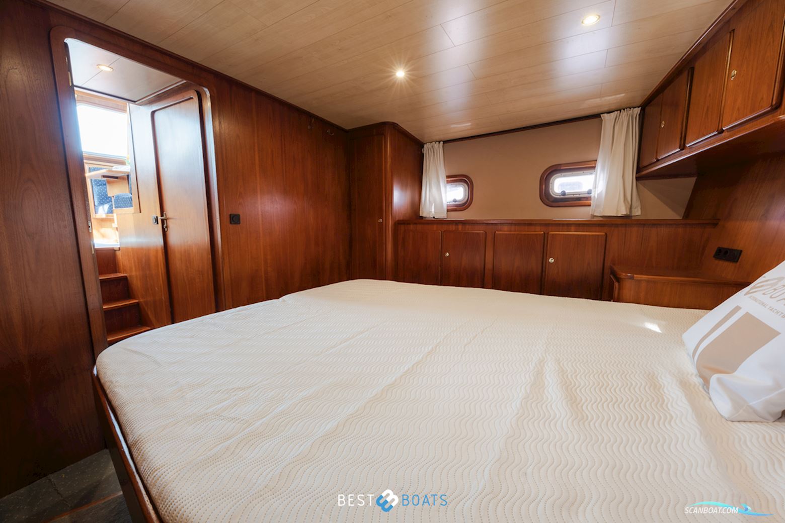 Vripack Spiegelkotter 1150 AK