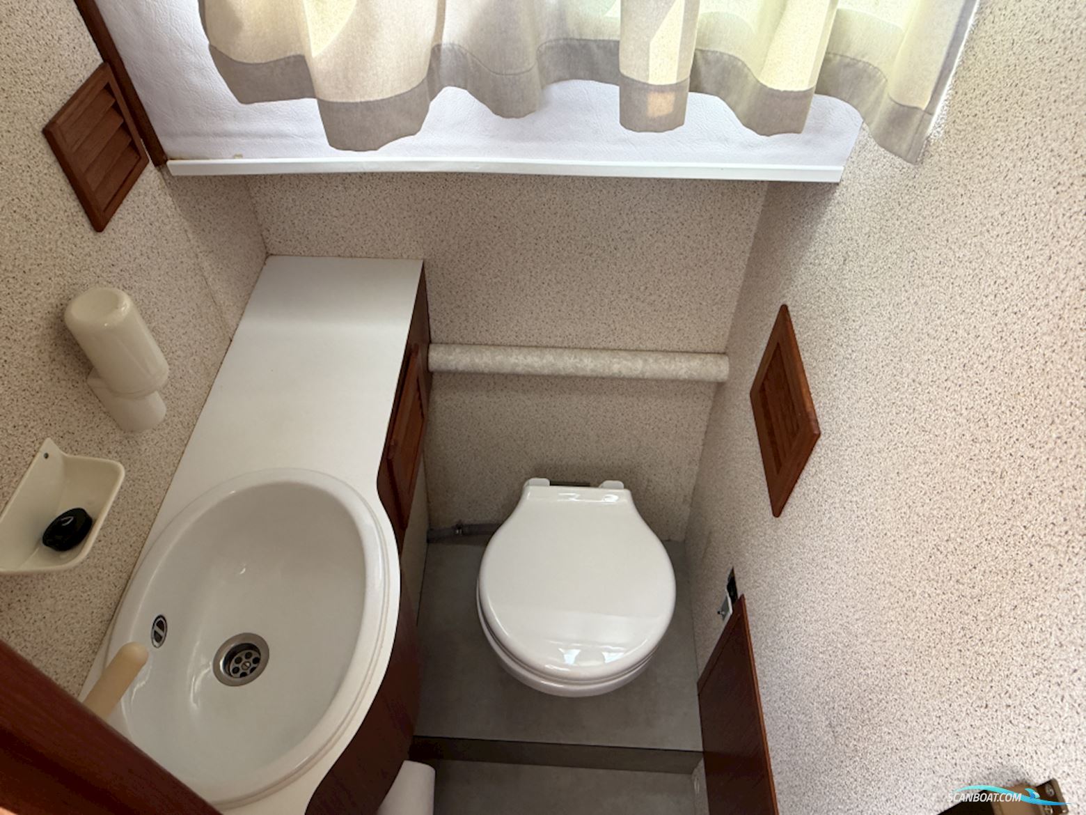 Waterland  850 EV OK