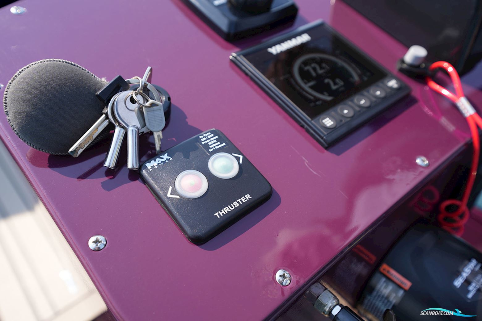 Waterman 8.0 Cabin