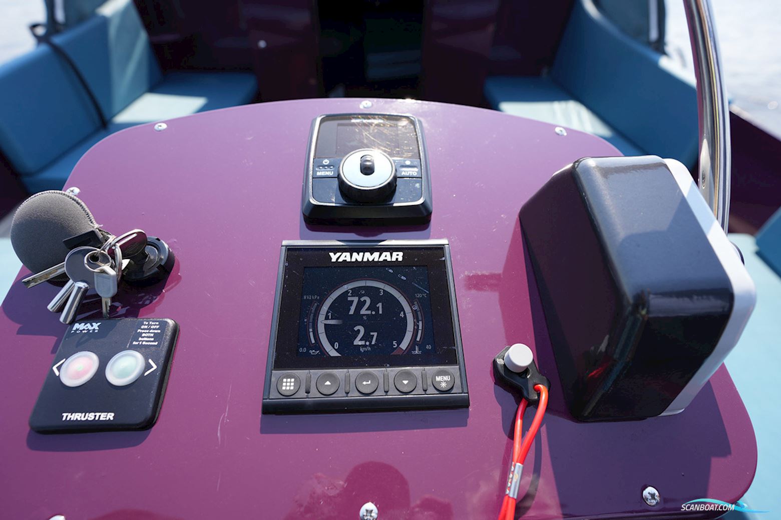 Waterman 8.0 Cabin