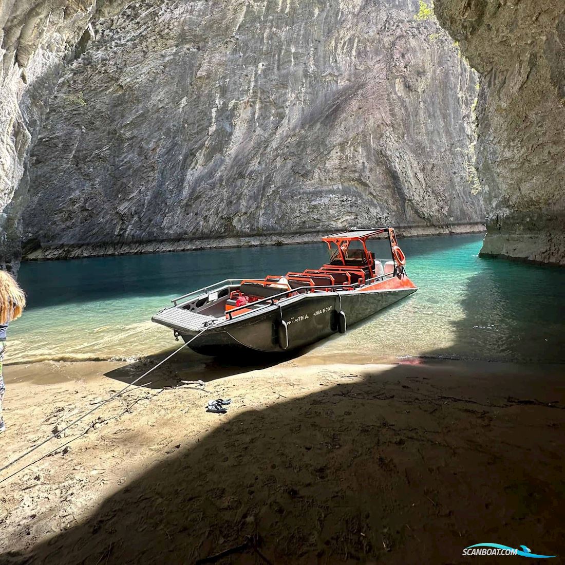 WaterMate Boats LR9 Safari