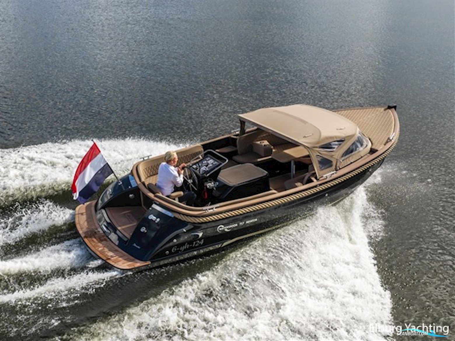 Waterspoor 717 Aviator