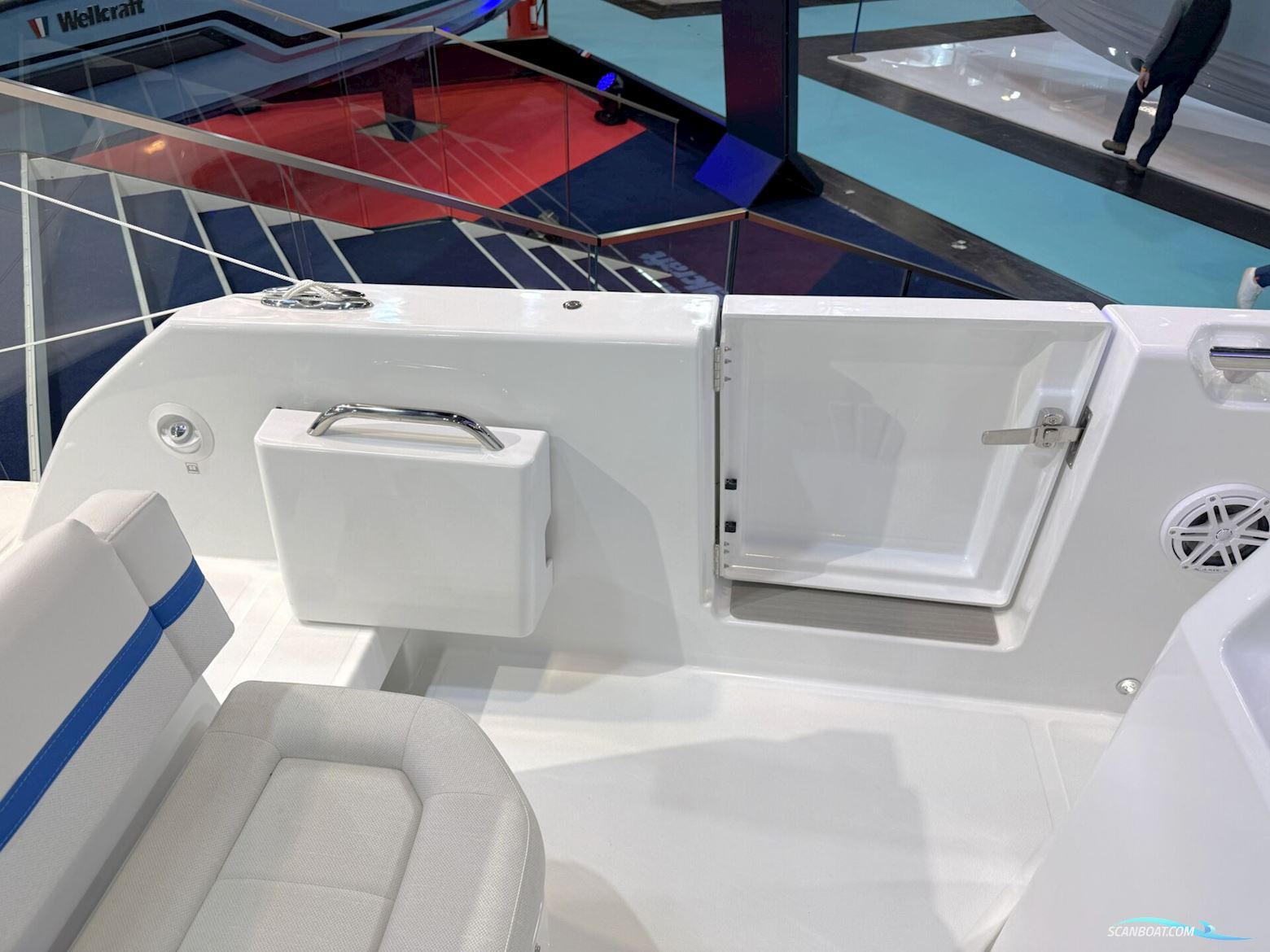 Wellcraft 28 Explorer