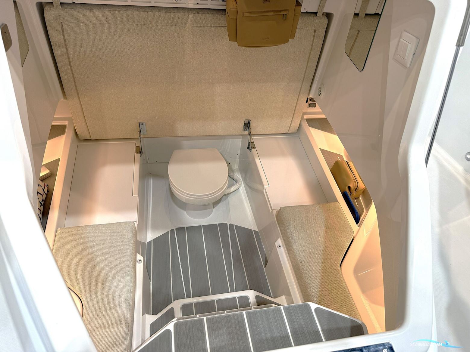 Wellcraft 28 Explorer