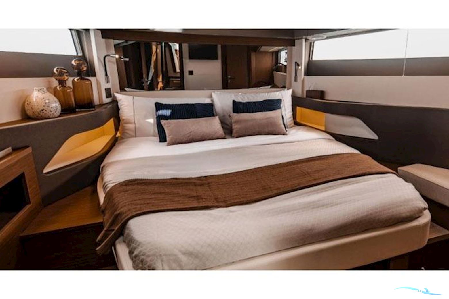 Wellcraft 44 Explorer Fka 435