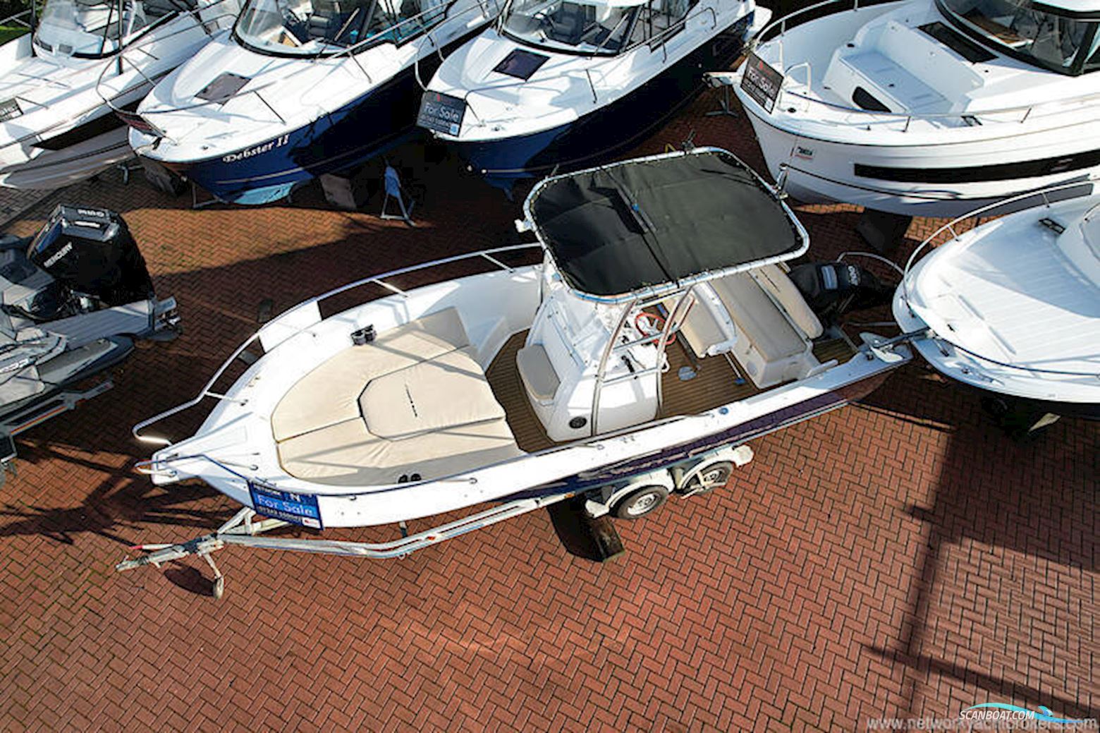 White Shark 226