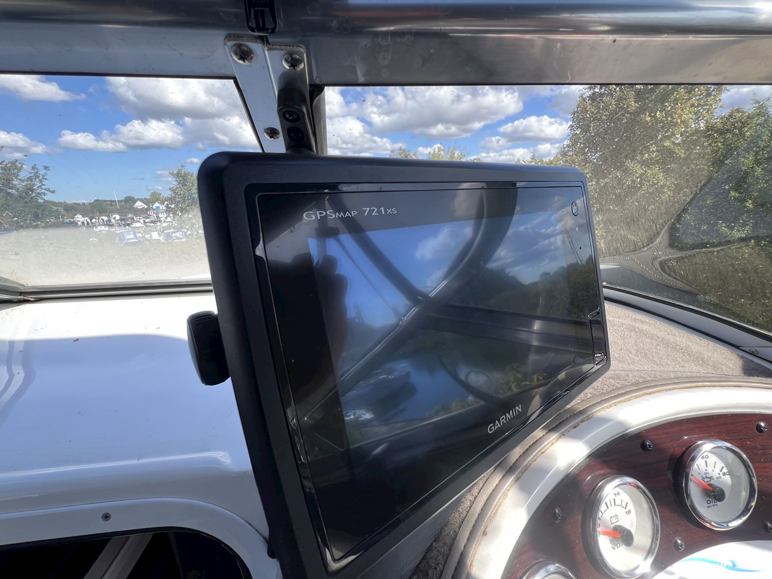 Whittley 2165 Cruiser