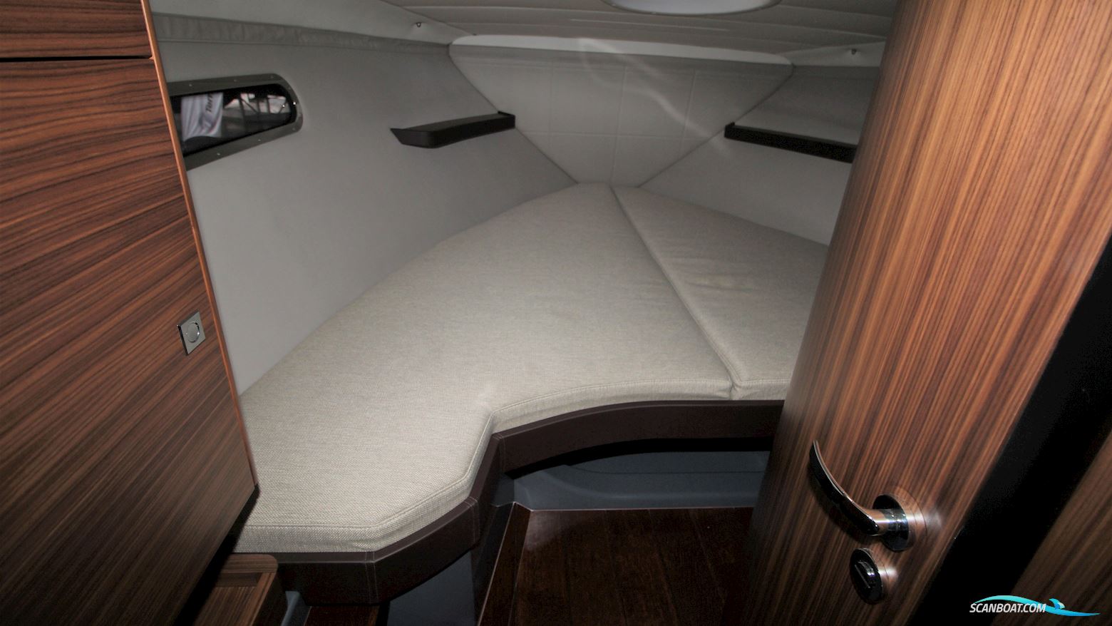 Windy 27 Solano (New)