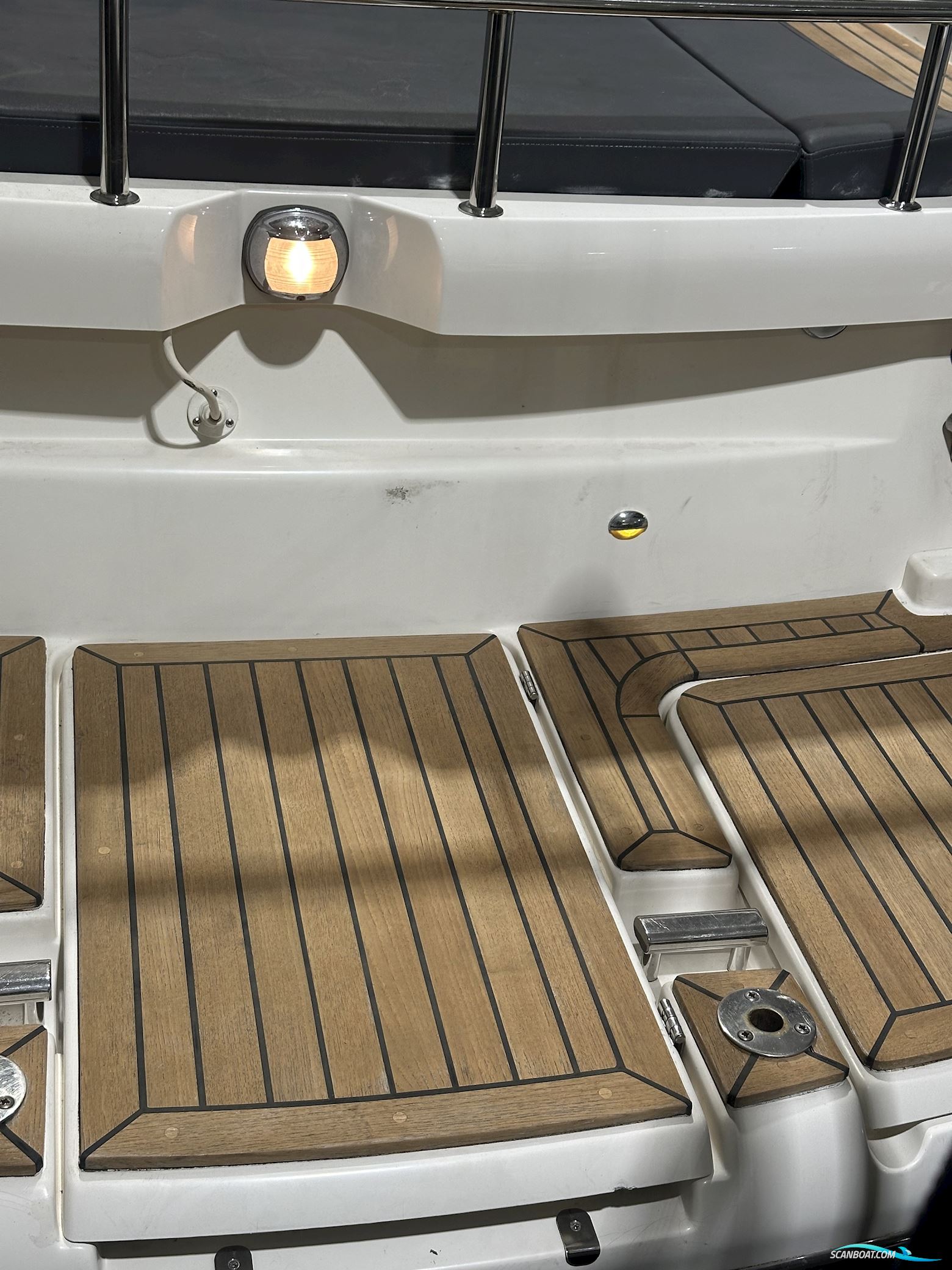 Windy 32 Grand Tornado