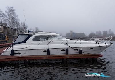 Windy 37 Grand Mistral HT (2008) | 410h | Twin Volvo Penta Kad300 | Immaculate Condition | One Owner Motorboot 2008, mit Volvo Penta d4 300A-A motor, Lettland