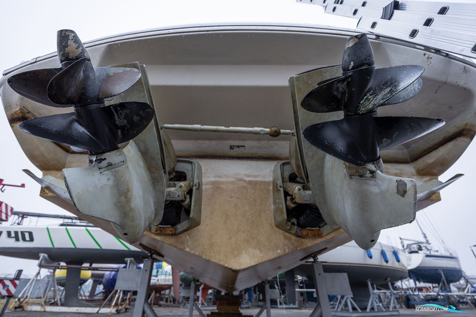 Windy 37 Grand Mistral HT (2008) | 410h | Twin Volvo Penta KAD300 | Immaculate Condition | One Owner