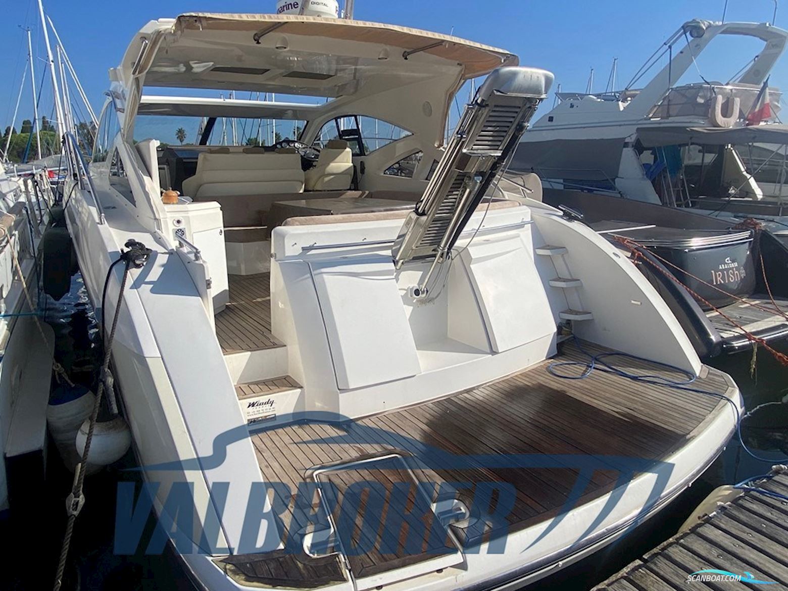 Windy Boats 44 Chinook